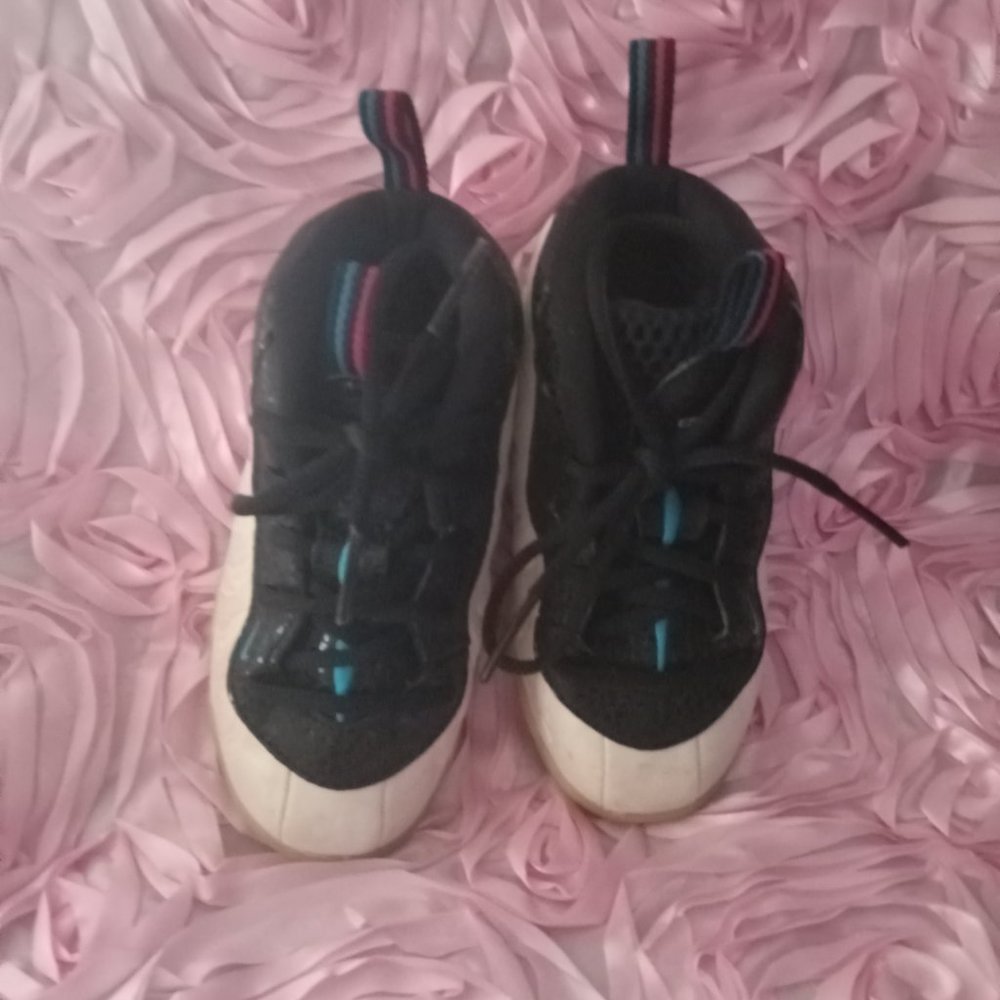 Nike Posite Pro 3D  Baby size 7C - Picture 3 of 5